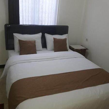 Hotel Menara Malang Eksteriør bilde